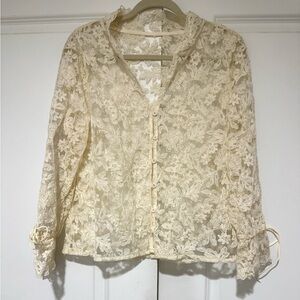 Delicate Lace Blouse/Cardigan in Cream sz L